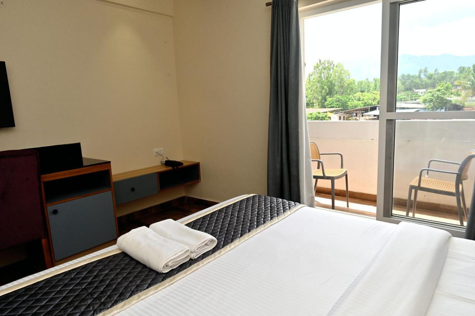Hometown Sharu'S Inn A Luxury Hotel Chikmagalūr 외부 사진