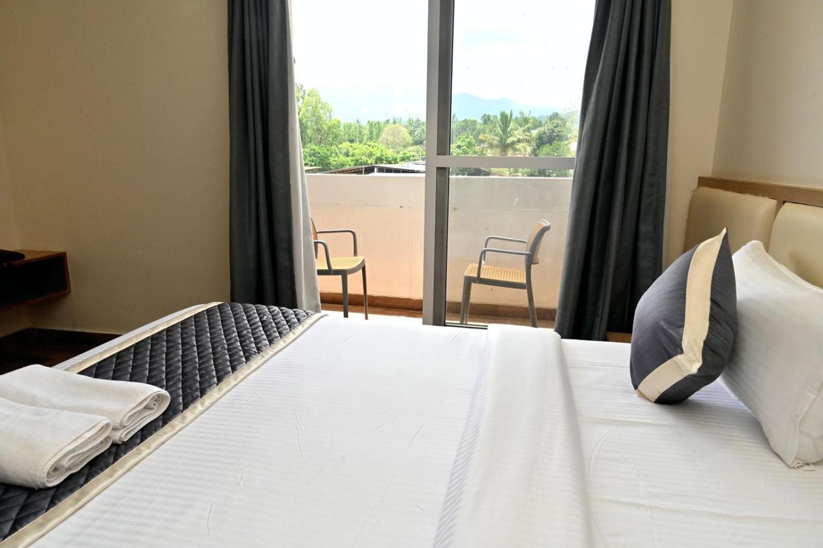 Hometown Sharu'S Inn A Luxury Hotel Chikmagalūr 외부 사진