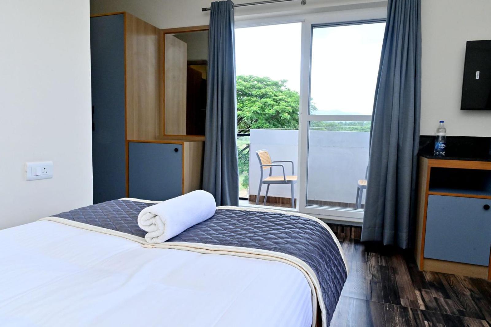 Hometown Sharu'S Inn A Luxury Hotel Chikmagalūr 외부 사진
